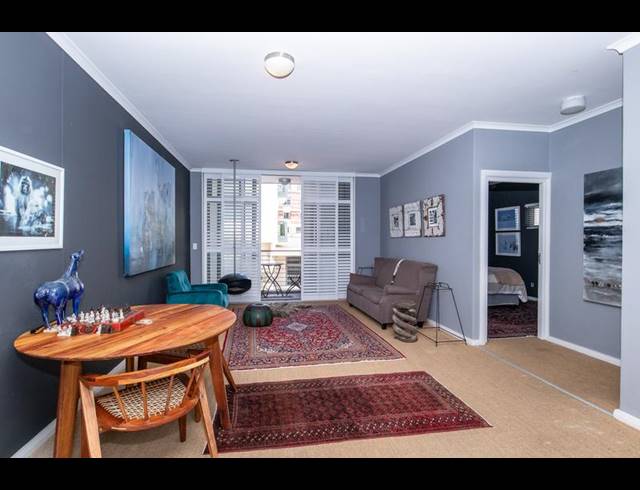 1 BEDROOM PROPERTY TO RENT IN MUIZENBERG